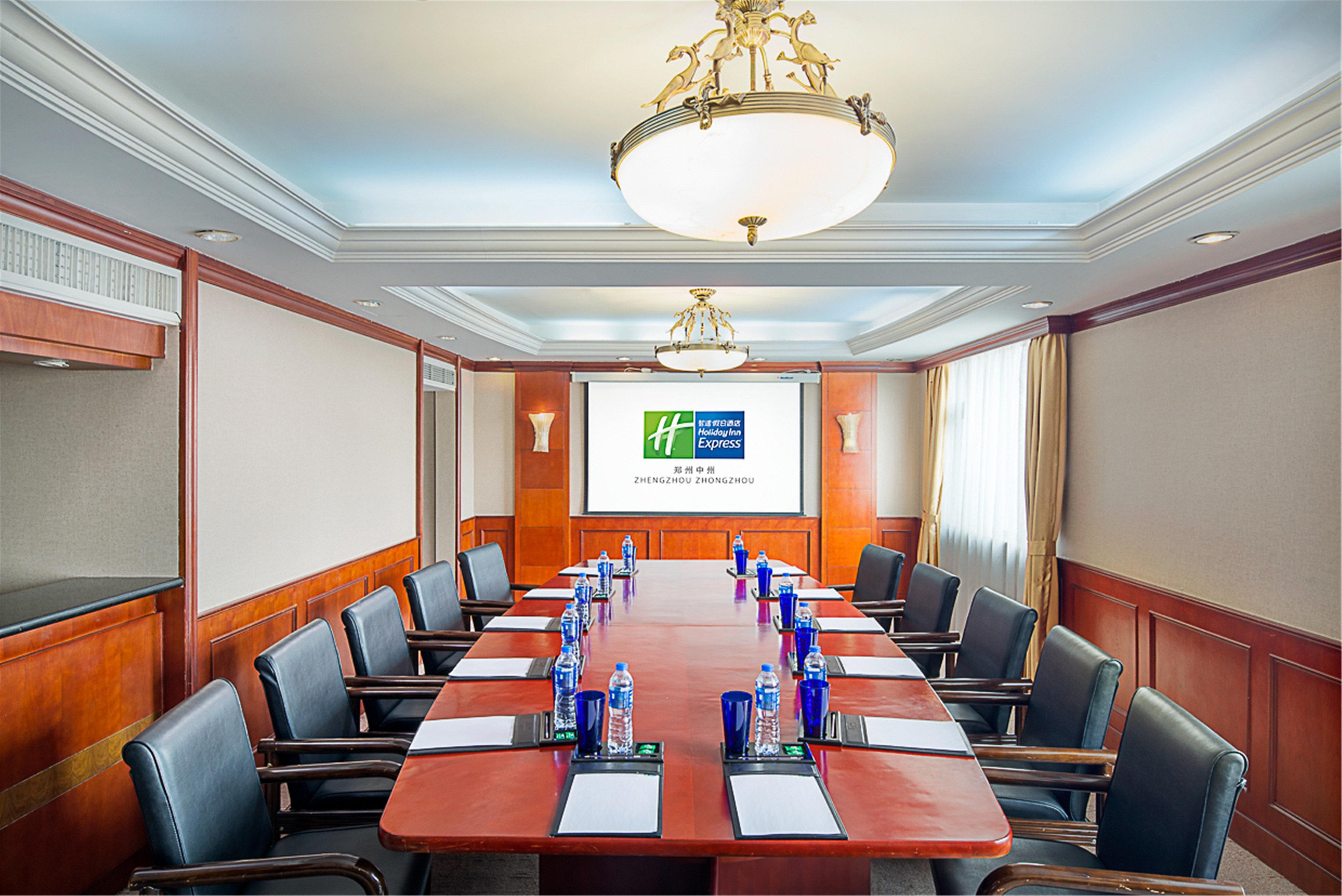 Holiday Inn Express Zhengzhou Zhongzhou By Ihg ภายนอก รูปภาพ