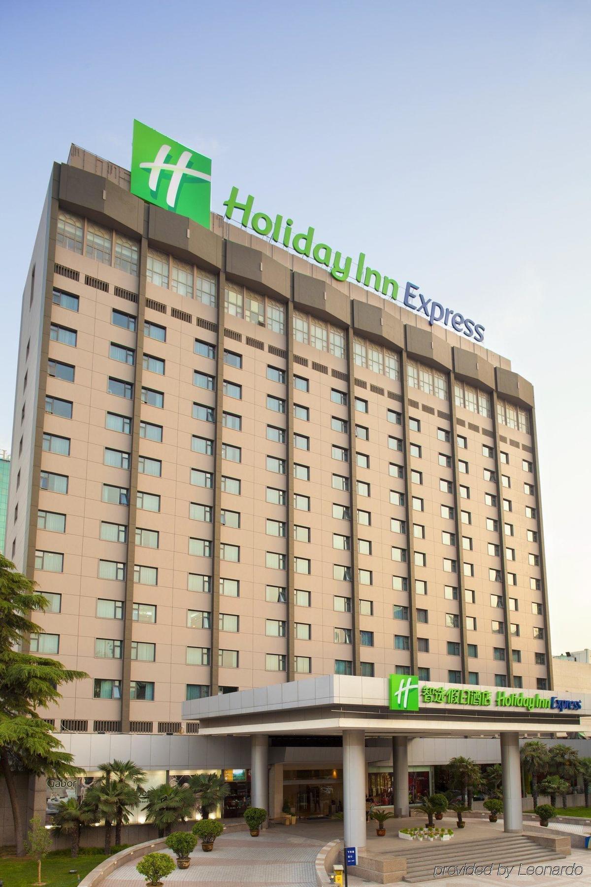 Holiday Inn Express Zhengzhou Zhongzhou By Ihg ภายนอก รูปภาพ